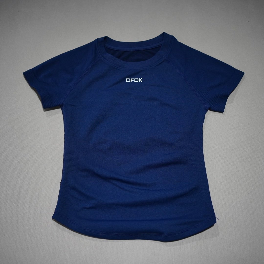 Camiseta feminina elástica de  - Yoga Fitness Wear avaliação e preço